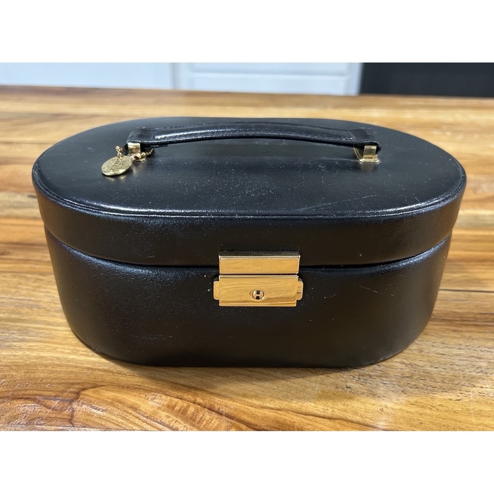 Wolf Heritage Oval‎ Jewelry Box With Key Black